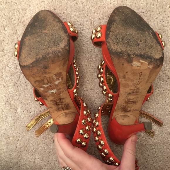 Coral Heels with Gold Stud Details Size 6 - Picture 5 of 6